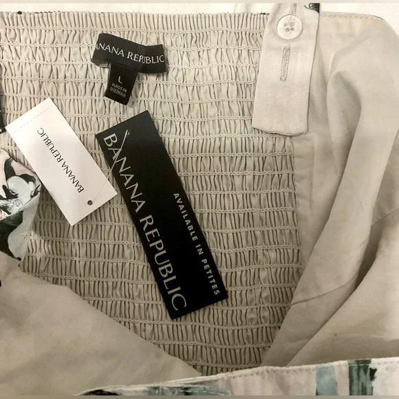 New Banana republics summer women's top with tags size - L. house without smoke - Picture 6 of 10